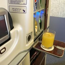 最初の飲み物を頂きます。