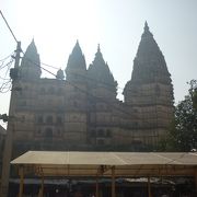 変わったデザインのヒンドゥ寺院