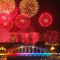 近くの橋からマリーナ方向