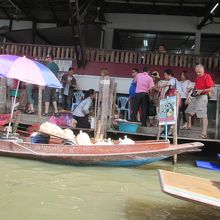 水上マーケット