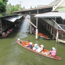水上マーケット