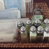 アメニティはロクシタン！香り違いの2種ついてました！