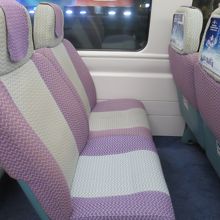 電車内の座席