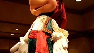 パーク内最大のアバレルショップ