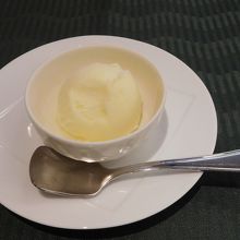 デザートのシャーベット