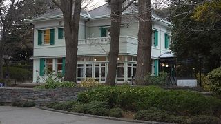 アントニン・レーモンドの設計