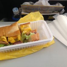 サンドウィッチ６５０円