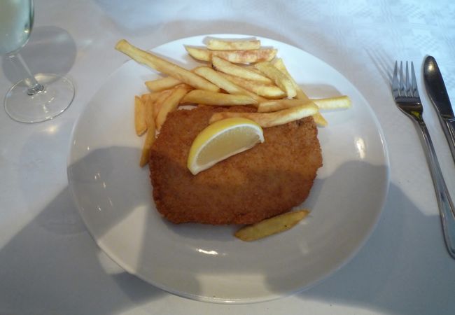 団体ツアーのランチで利用したが美味しかった