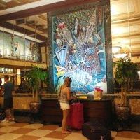 ロビーは比較的広くて綺麗！