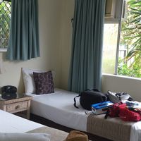 シングルベッド2個の部屋。他にもダブルベッドの部屋あり