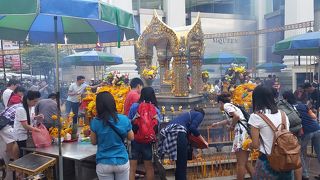 テロの影響は全く見られなかった。。