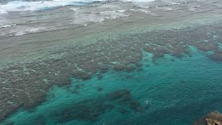 旧伊良部町の町鳥サシバを模った展望台がある絶景の場所～フナウサギバナタ～