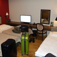 スタンダードツインルームにベッド１つ追加