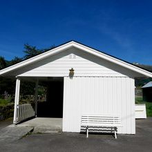 ここにトイレある