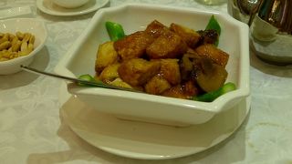 気取らない店　点心おいしい　素材の味活かしている　4000-5000円の予算