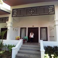 ドゥアンジットホテル＆リゾーバンガロータイプ・部屋入口