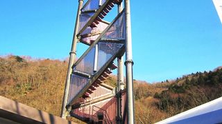 東名下りの左ルート専用のPA