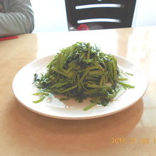 炒空心菜（空心菜の炒めもの）台湾では定番ですね。