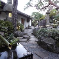 部屋までは、こうした道を