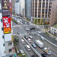 西端の部屋だった為、外の景色（街並み）が見られました。