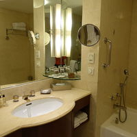 バスルームも広くて清潔