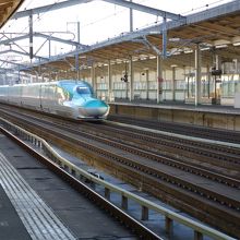 はやぶさは通過