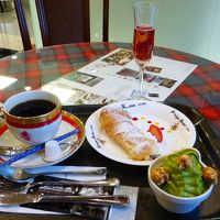 ウェルカムドリンク＆スイーツです。