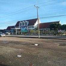 ノーンカーイ駅舎