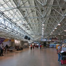 第二ターミナルは、とても広い