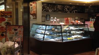 コーヒーから軽食まで