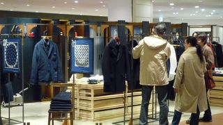 気持ちのいい服を世界中の人たちに喜んで着ていただく がコンセプト