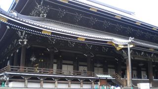 大きなお寺です