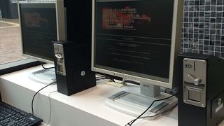 有料では有りますが、インターネットに接続できるそんなパソコンが有ります。