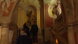 旧市街の見学無料の宮殿