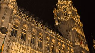 グランプラスの中でも