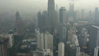 高い所から見るクアラルンプール