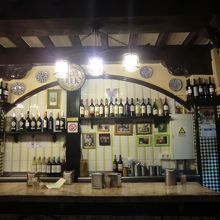 昔ながらの店内です