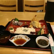 レストラン入江、夕食。