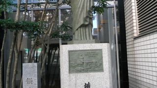 「朝陽門」の近くにあります