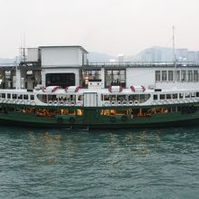 湾仔行きのスターフェリーです