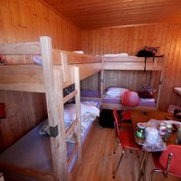 あとからかりた一室　4人までは入れるが一人でも狭いくらい