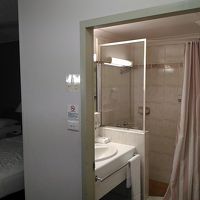 １階奥のファミリースウィート。入ってすぐ。