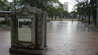 都会のオアシス的公園