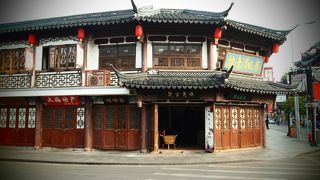 古き良き上海の趣たっぷりなレトロ茶館。長毛の猫ちゃんに会えるかも♪