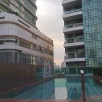 屋上のプール。