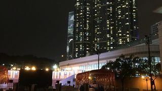 都会のオアシス