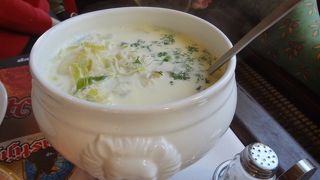 シェ レオンティーニ