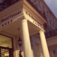 ロンドンらしい素敵な外観