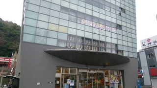 「踊る阿呆に見る阿呆」で有名ですね！