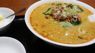 焼きそばが有名なお店で、担担麺のランチ